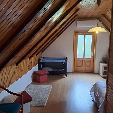 Guesthouse Andrea بولجاناك المظهر الخارجي الصورة