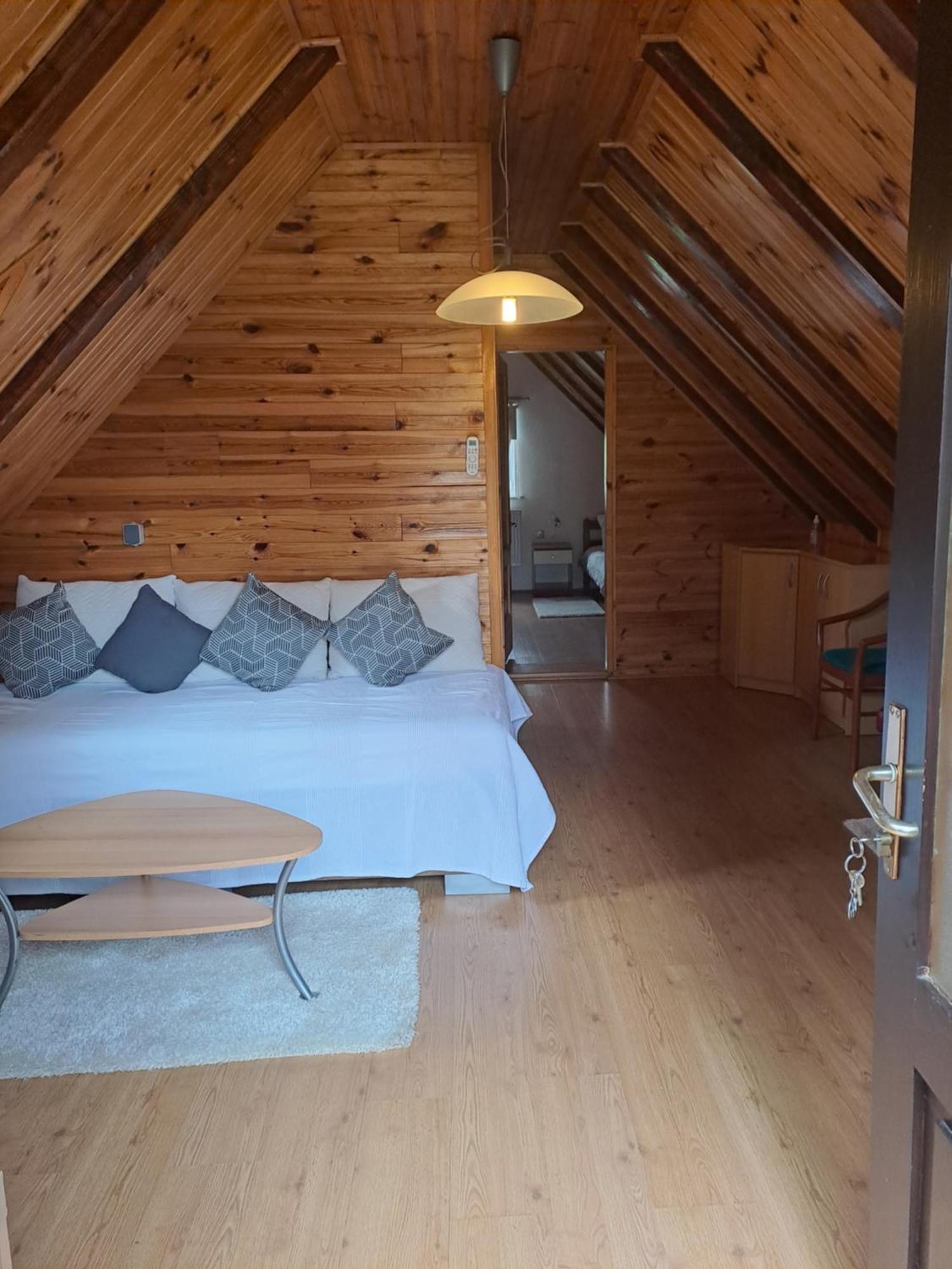 Guesthouse Andrea بولجاناك المظهر الخارجي الصورة