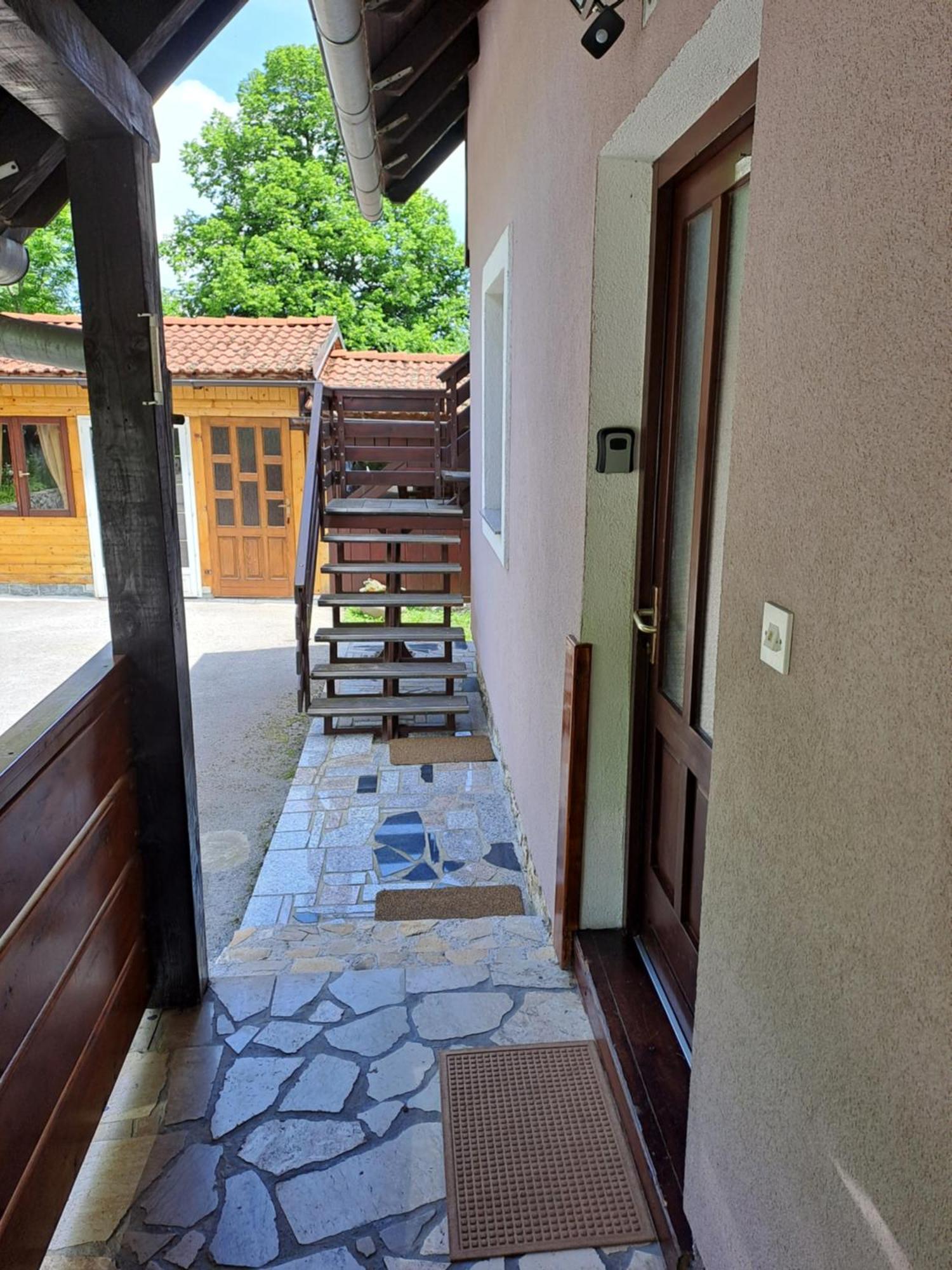 Guesthouse Andrea بولجاناك المظهر الخارجي الصورة